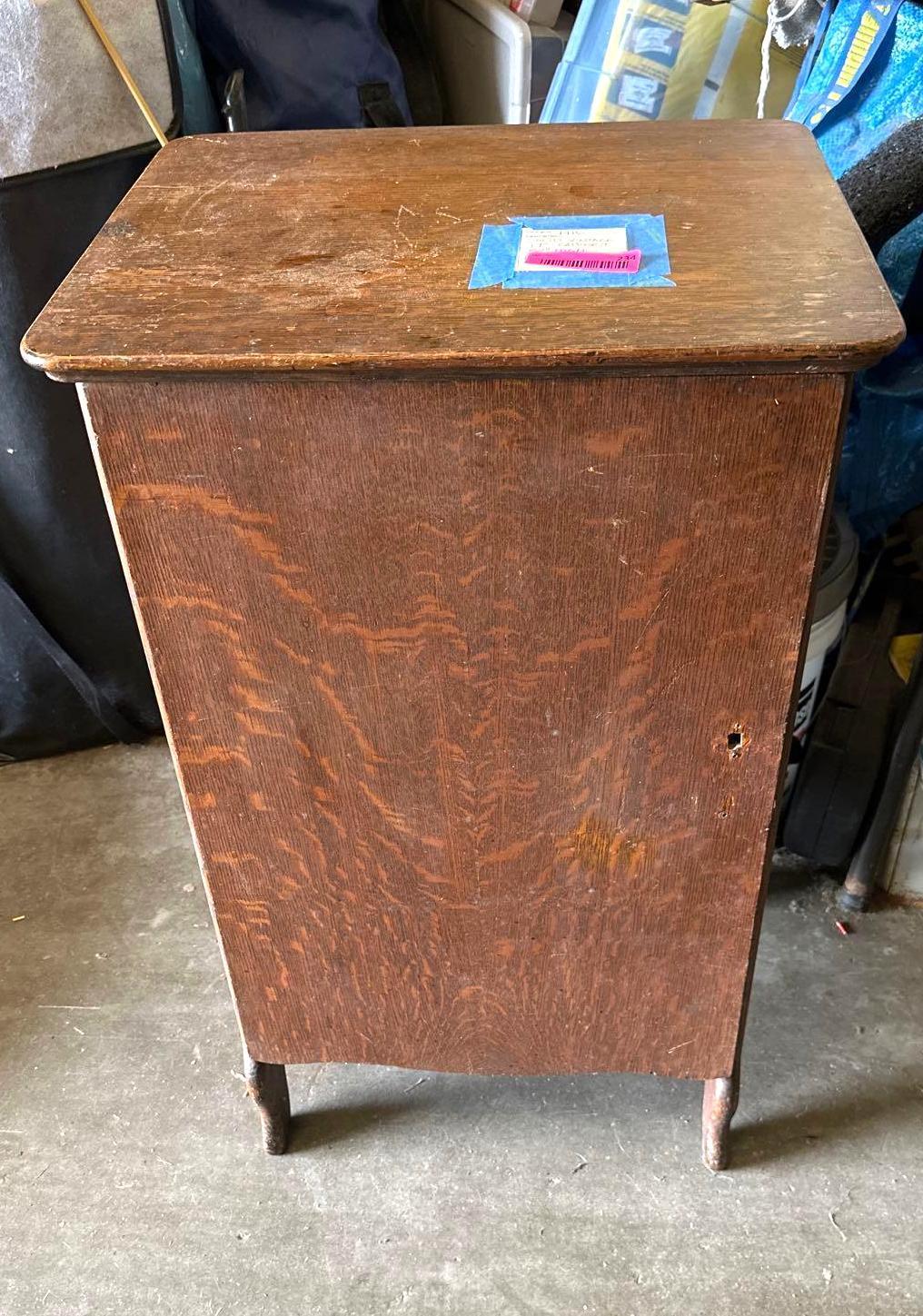 Solid Vintage LP Cabinet 32" tall