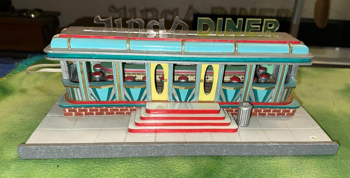 "Gina's Diner" From Lefton's Roadside Limited Edition # 0396/5,500 light from 1995