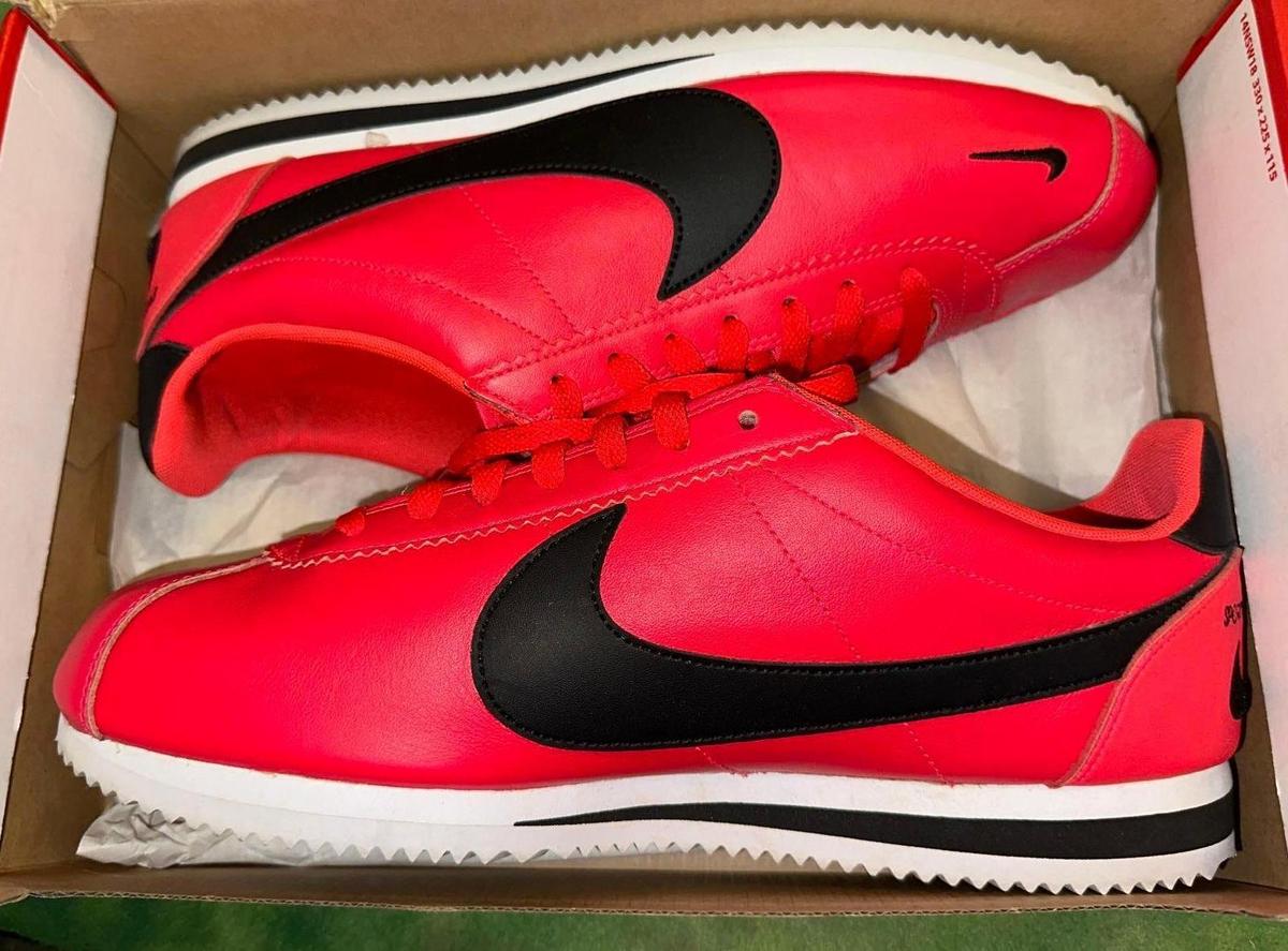 Nike Classic Cortez Prem Shoes size 12