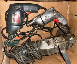Power Tool Lot- All Working- 2 drills, Skil Saw and Heavy Duty Grinder