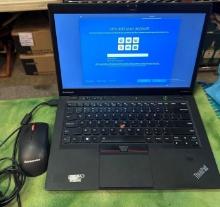 Lenovo Thinkpad X1 Carbon Laptop with Mouse & Charger- works & Cleaned