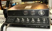 Vintage Cobra 139 CB Radio Base Station with microphone