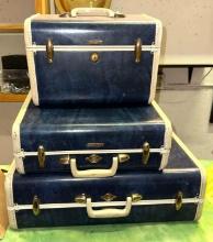 3 piece Set of Vintage Samsonite Luggage