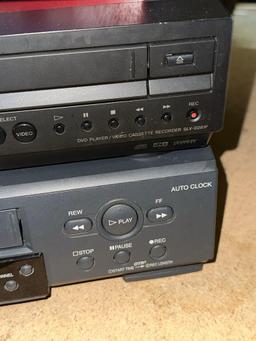 Mitsubishi HS-U448 VCR Combo w/remote & Sony SLV-D281P DVD player