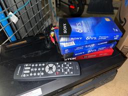 Mitsubishi HS-U448 VCR Combo w/remote & Sony SLV-D281P DVD player