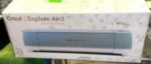 Cricut Explore Air 2 with accessories- works