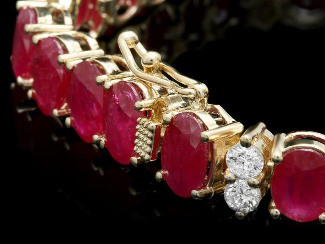 14k Gold 30.00ct Ruby 1.25ct Diamond Bracelet