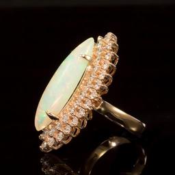 14K Gold 5,33ct Opal 2.85ct Diamond Ring