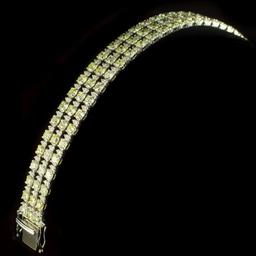 18K Gold 13.95ct Fancy Color Diamond 16.95ct Diamond Bracelet