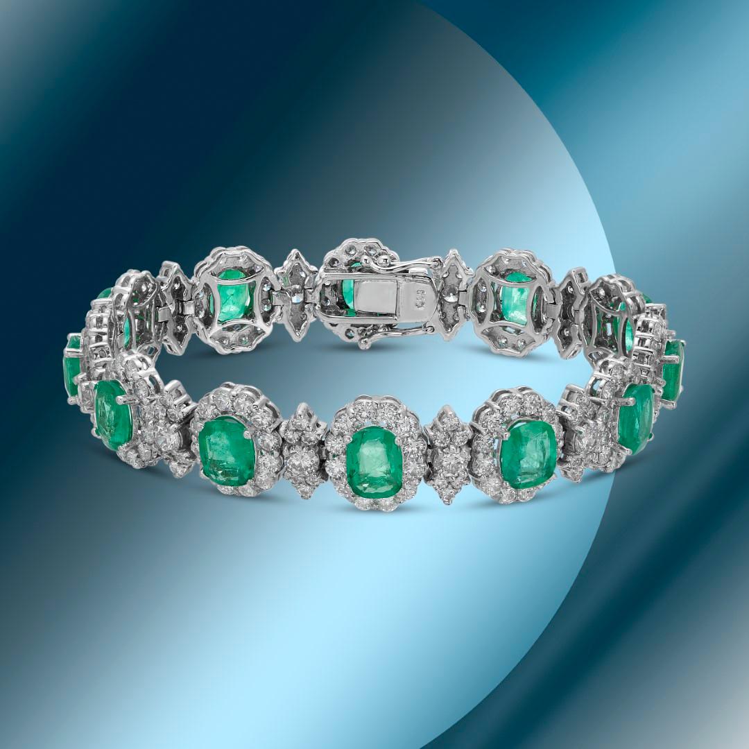 14K Gold 18.70cts Emerald & 12.01cts Diamond Bracelet