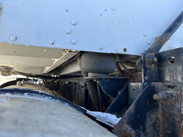 2009 KENWORTH T660 586