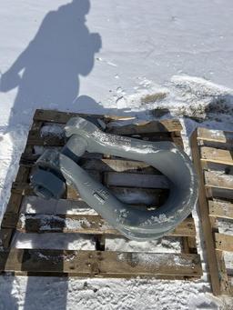 CROSBY 200 TON SHACKLE 109