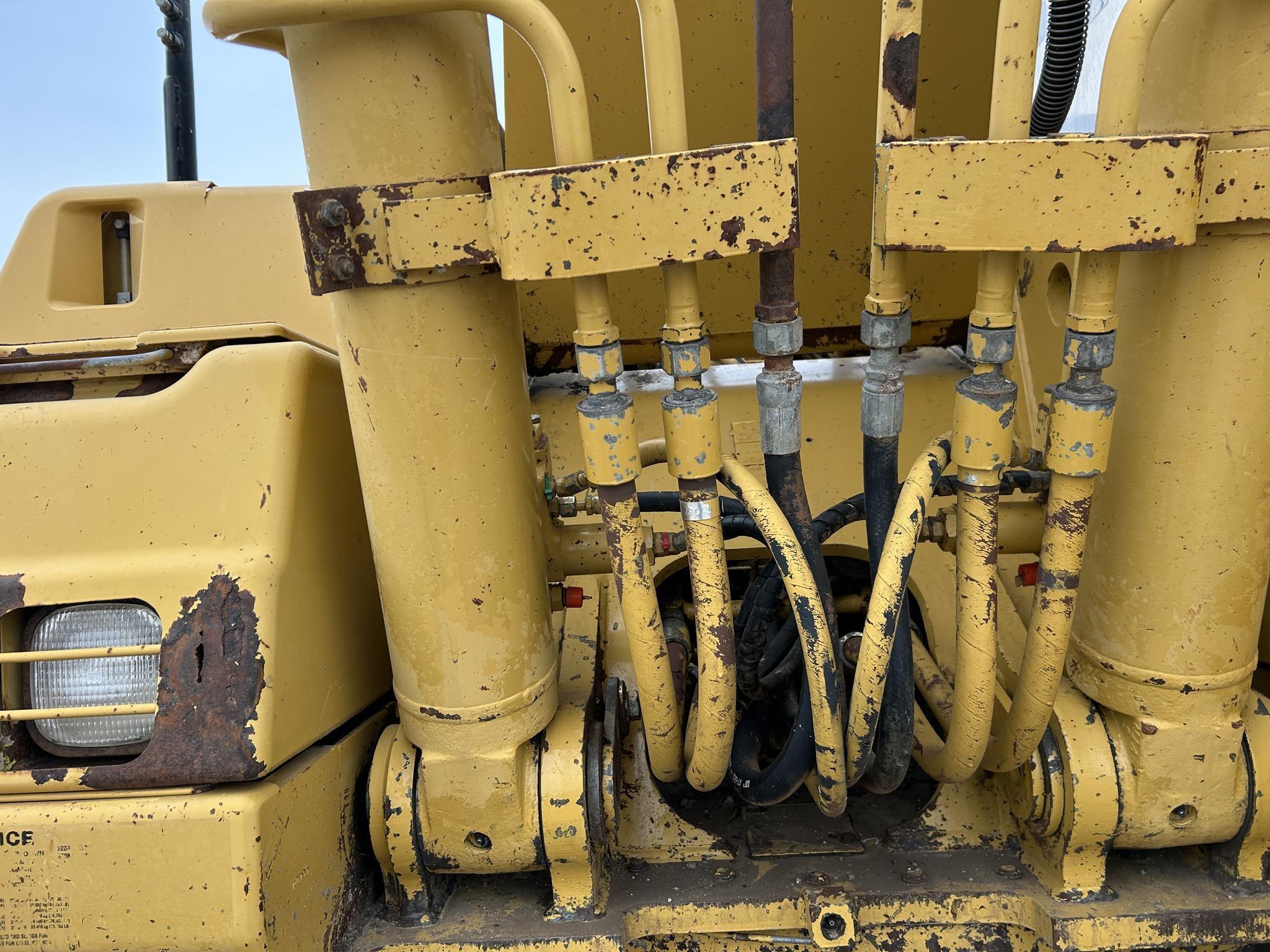 1999 CATERPILLAR 322B 63