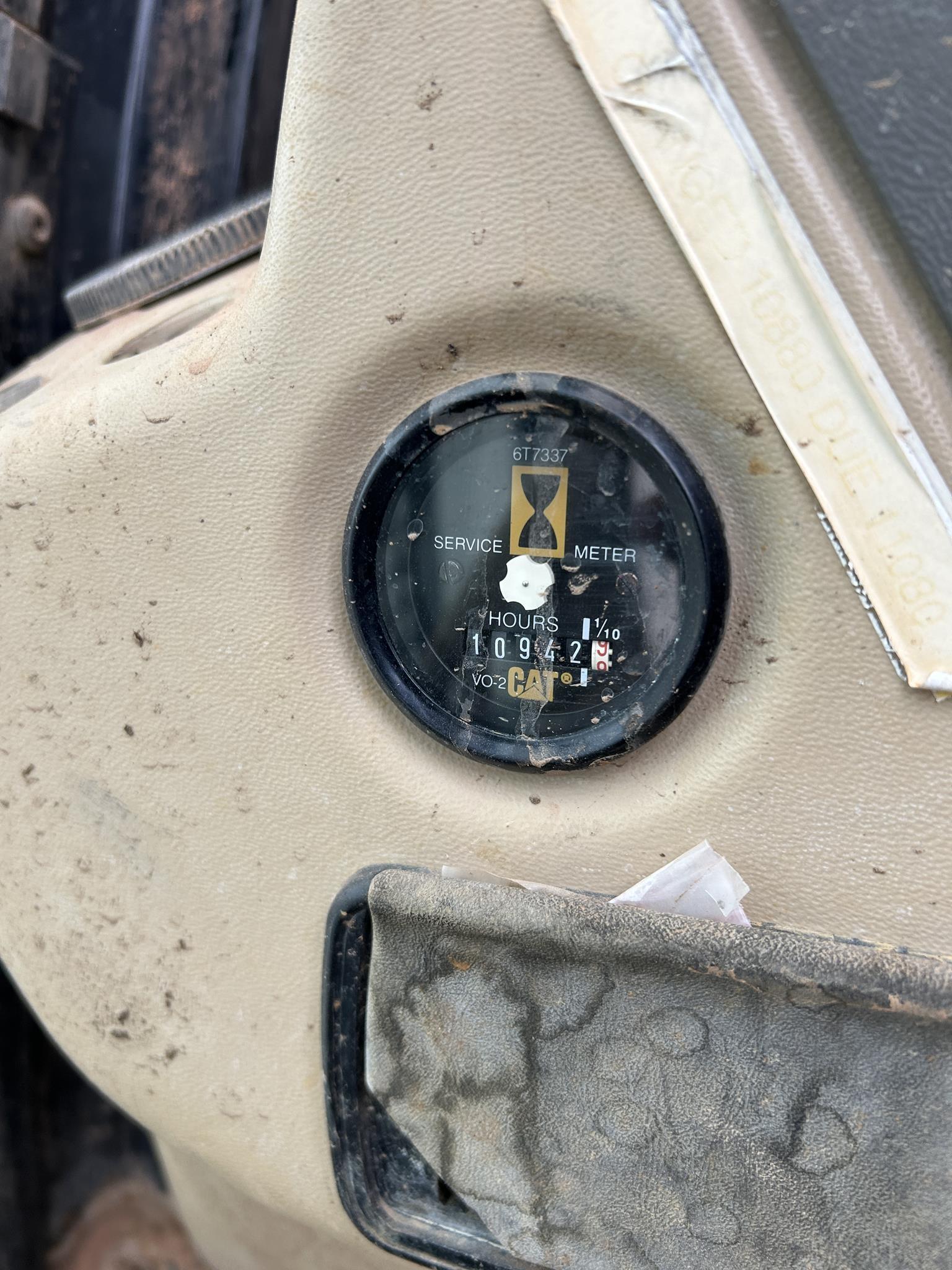 1999 CATERPILLAR 322B 63