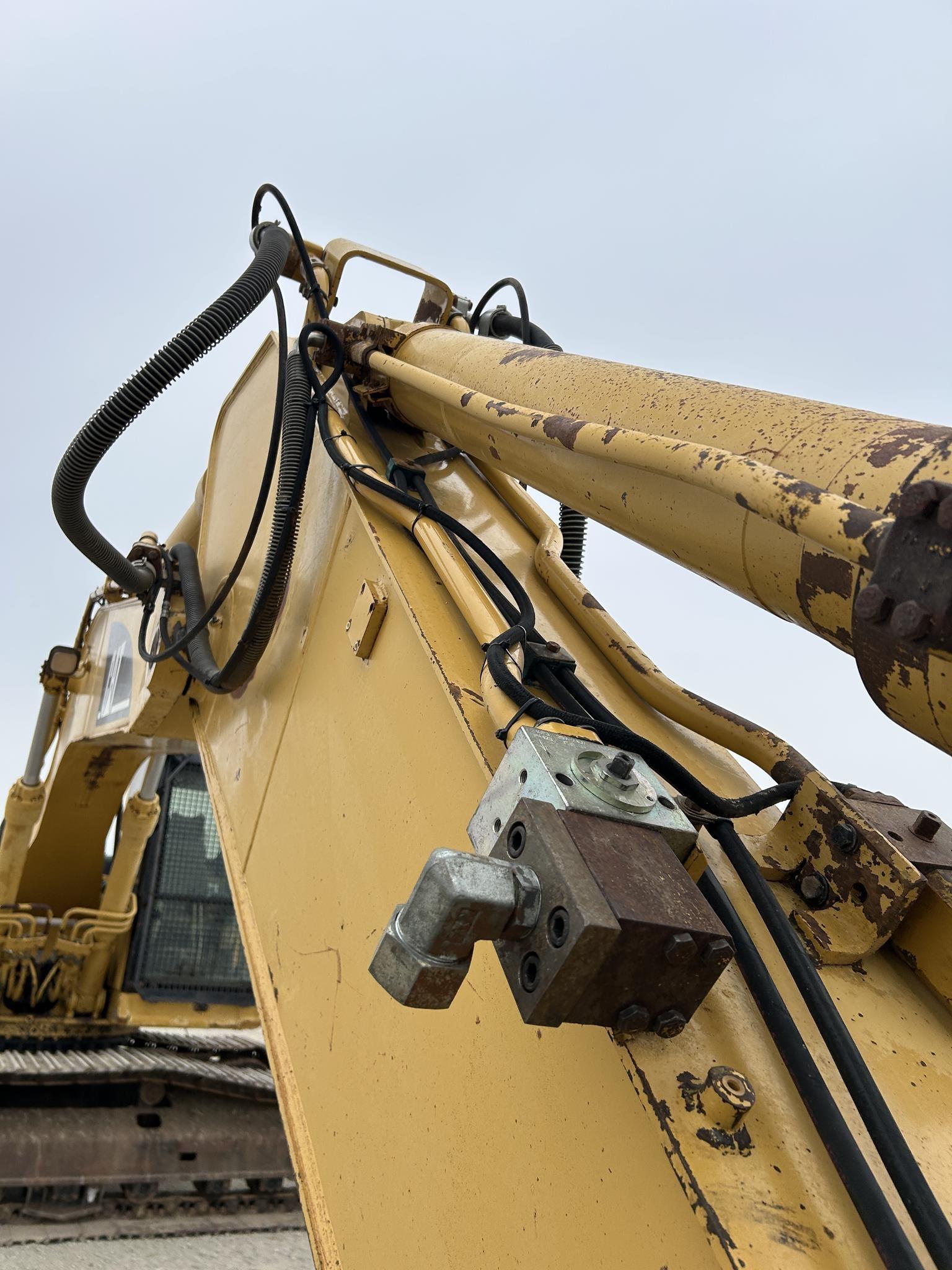 1999 CATERPILLAR 322B 63