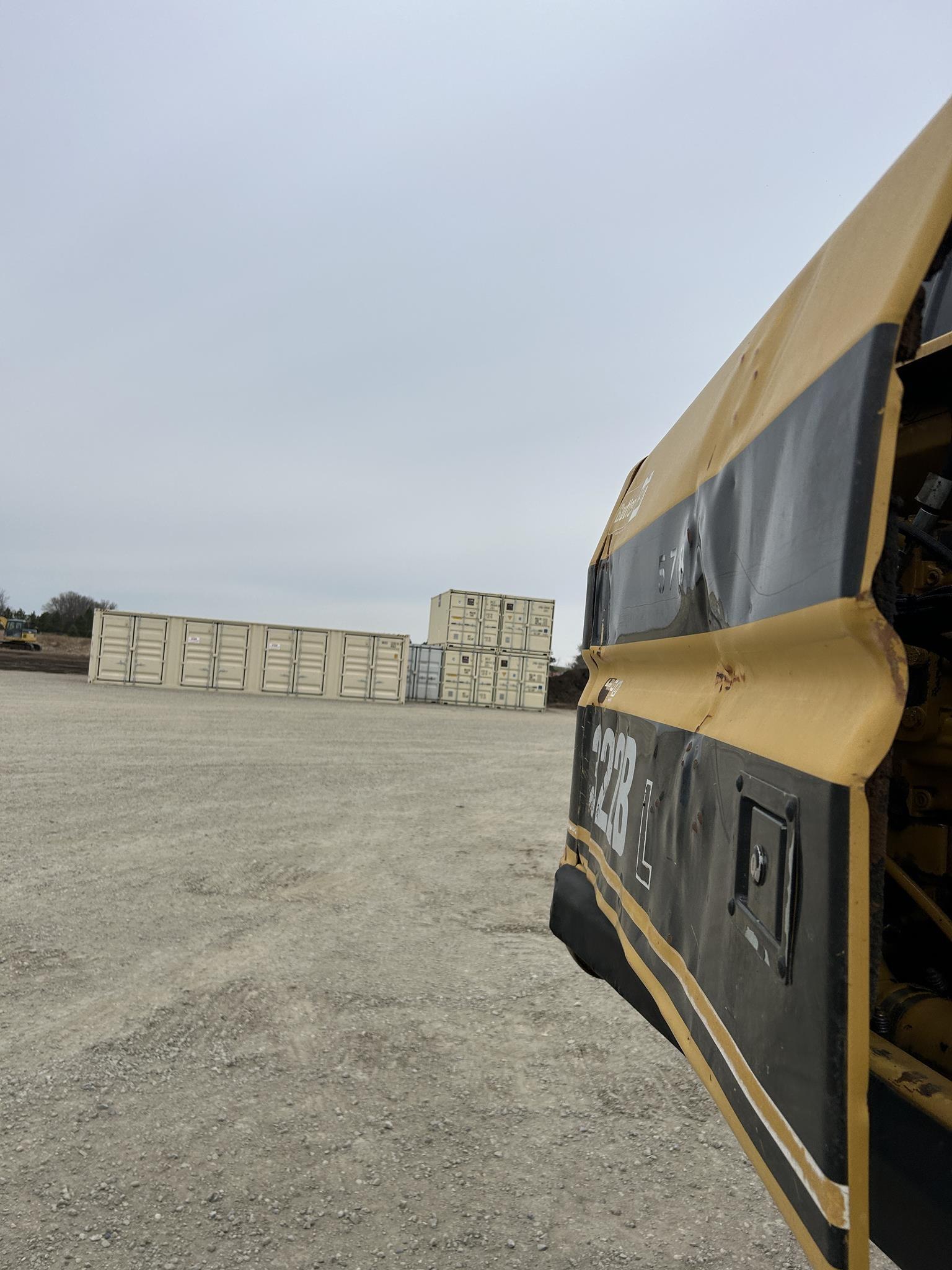 1999 CATERPILLAR 322B 63