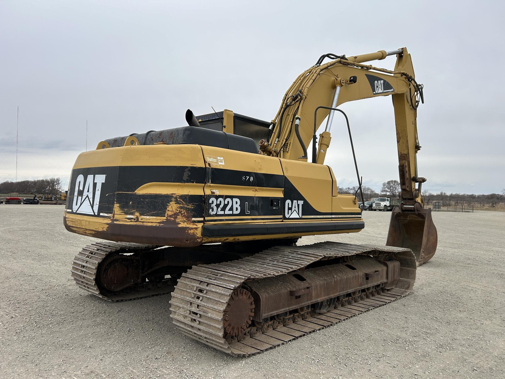 1999 CATERPILLAR 322B 63