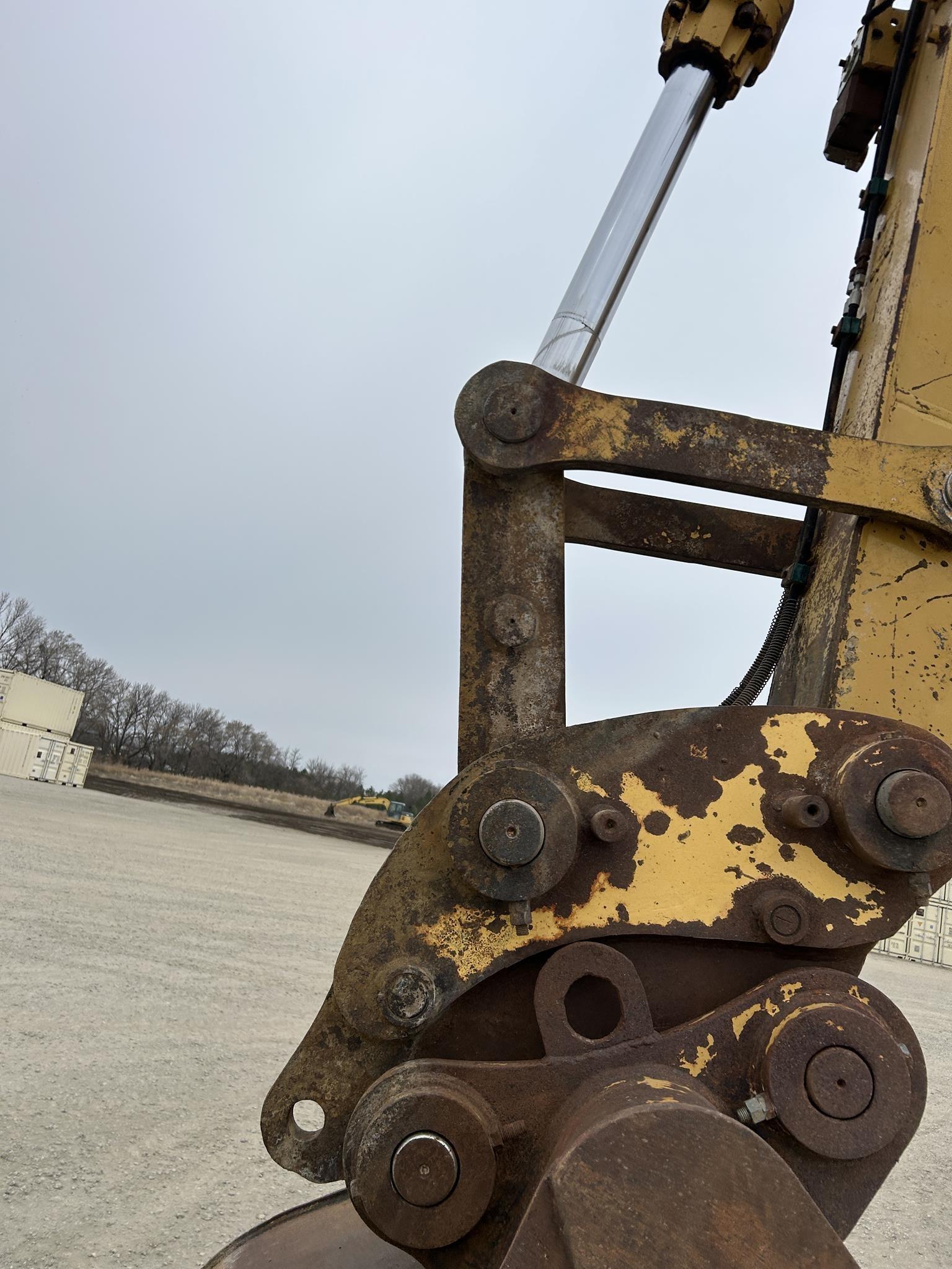 1999 CATERPILLAR 322B 63
