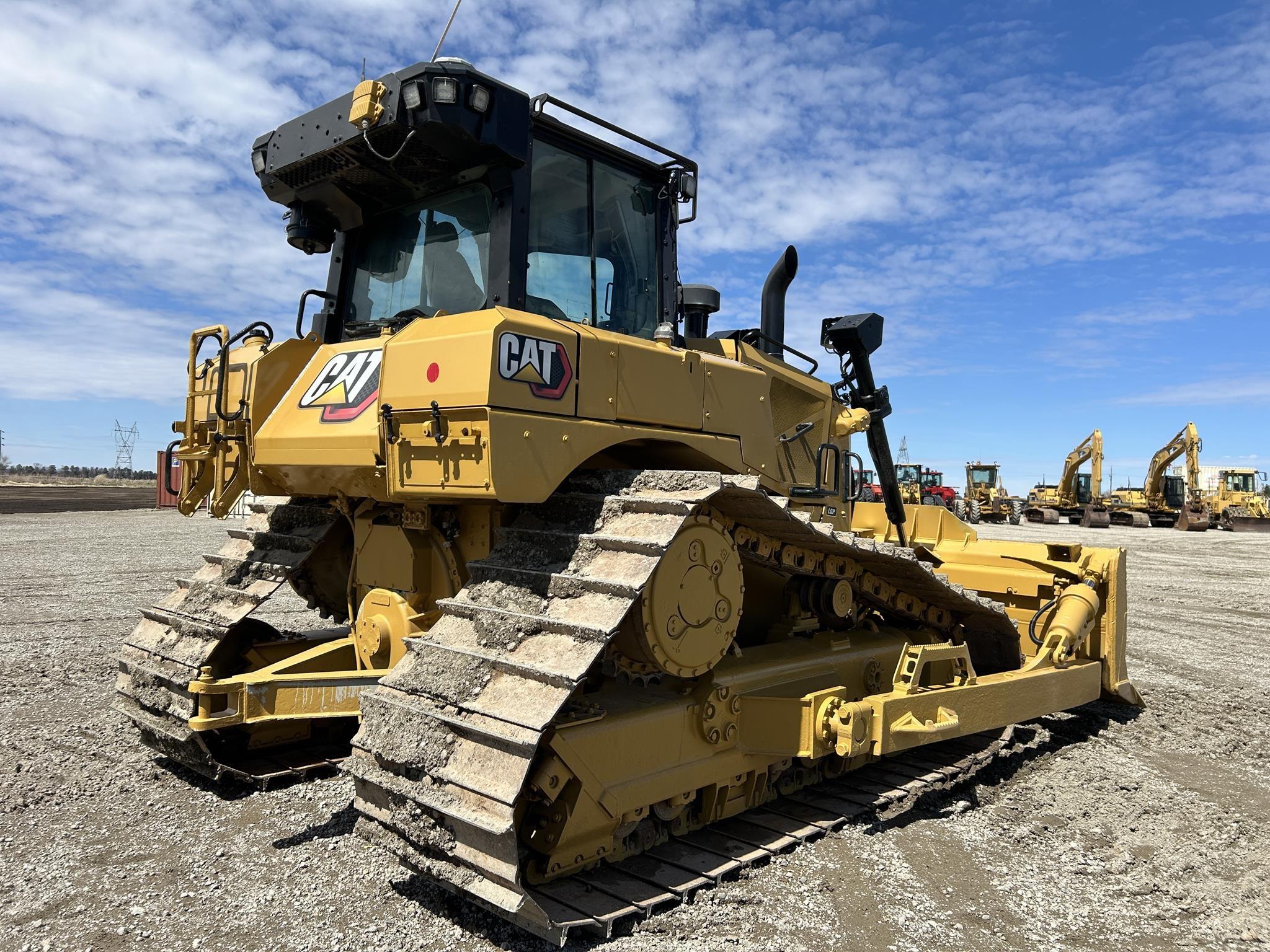 2020 CATERPILLAR D6 84