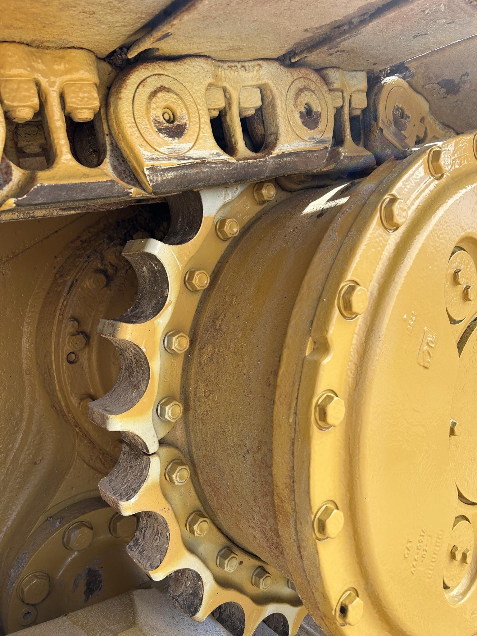 2020 CATERPILLAR D6 84