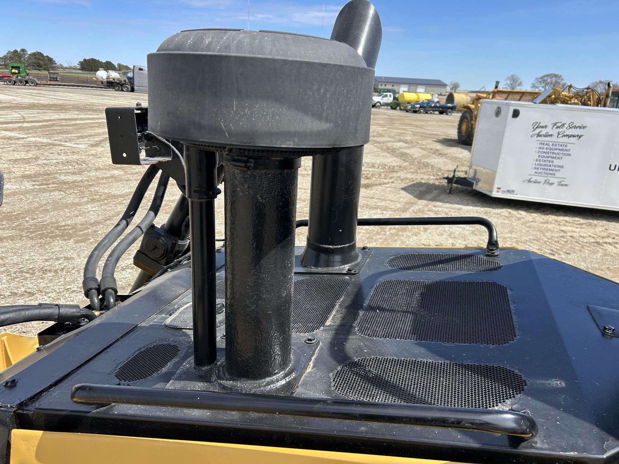 2020 CATERPILLAR D6 84