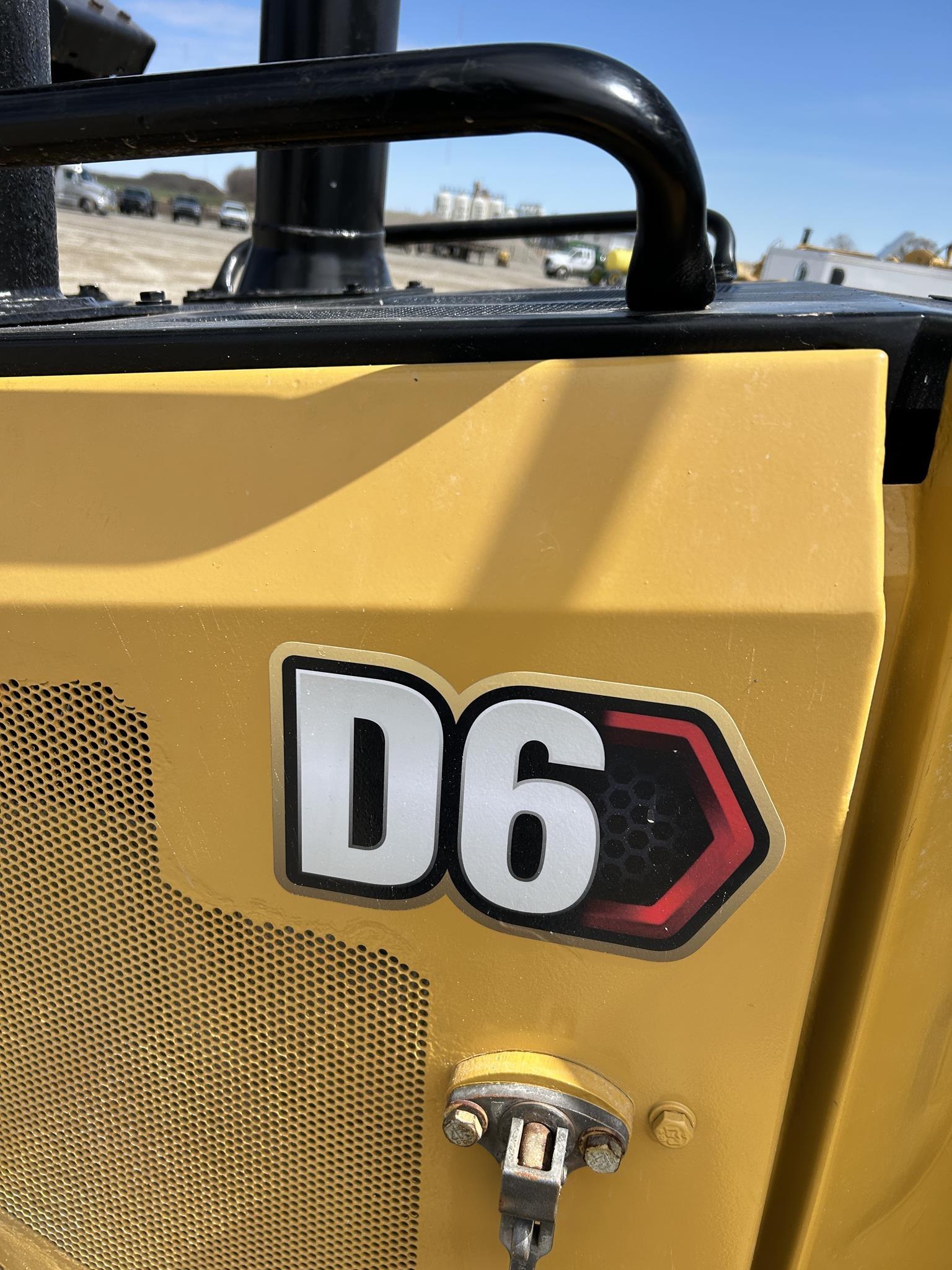 2020 CATERPILLAR D6 84