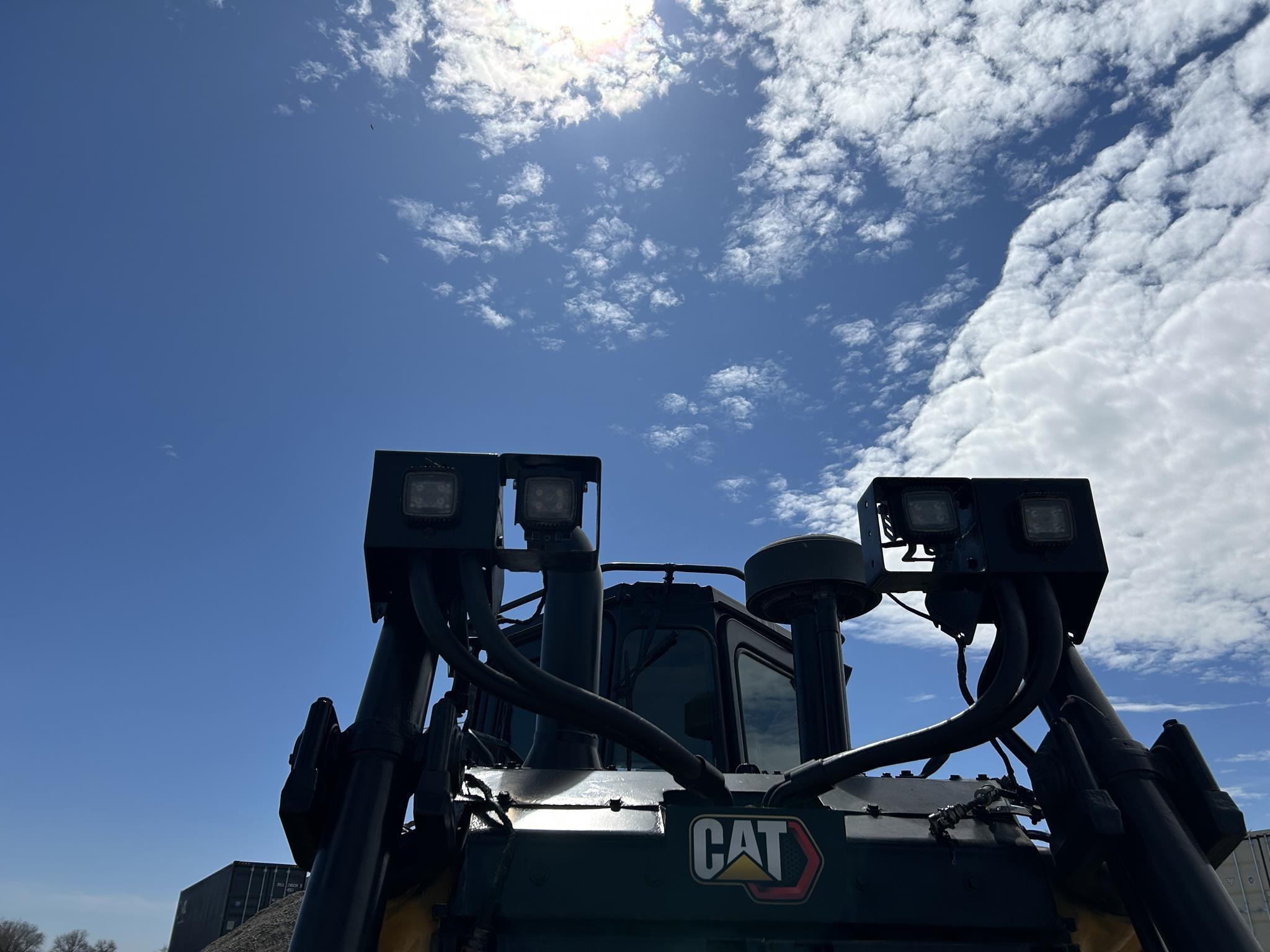 2020 CATERPILLAR D6 84