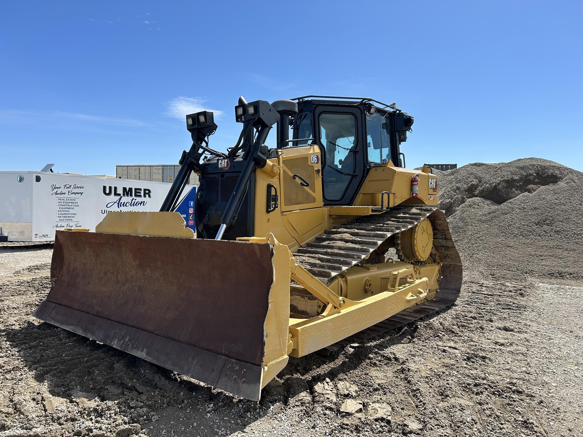 2020 CATERPILLAR D6 84