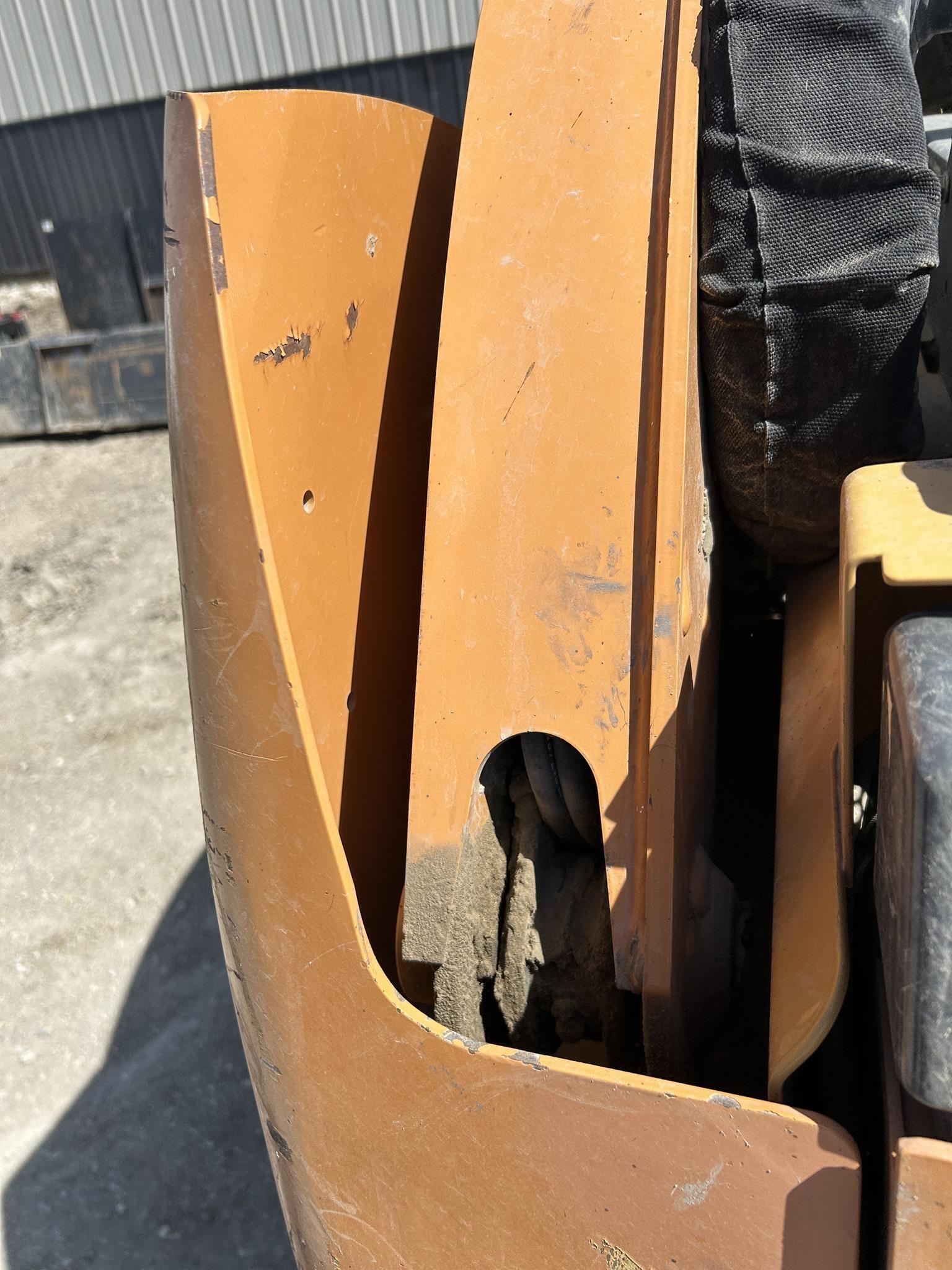 2012 CASE SV250 146