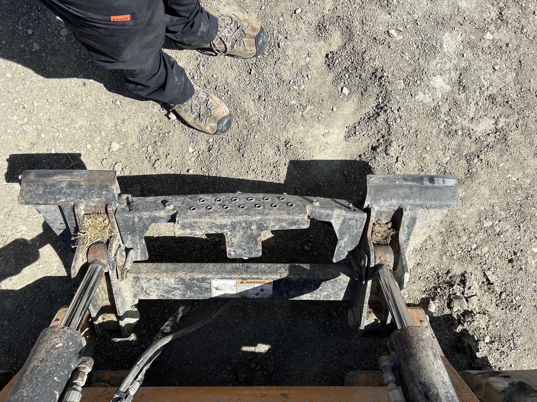 2012 CASE SV250 146
