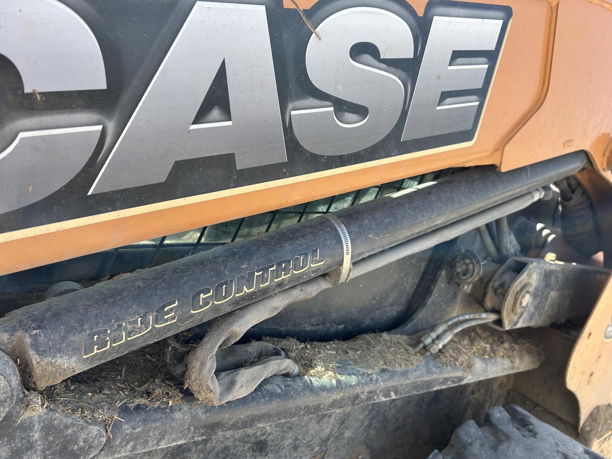 2012 CASE SV250 146