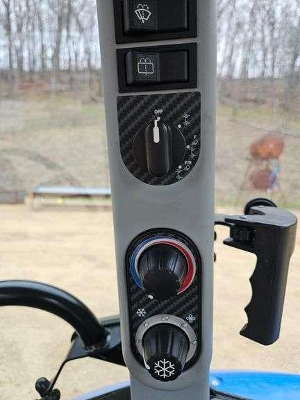 2014 NEW HOLLAND T4.75 214