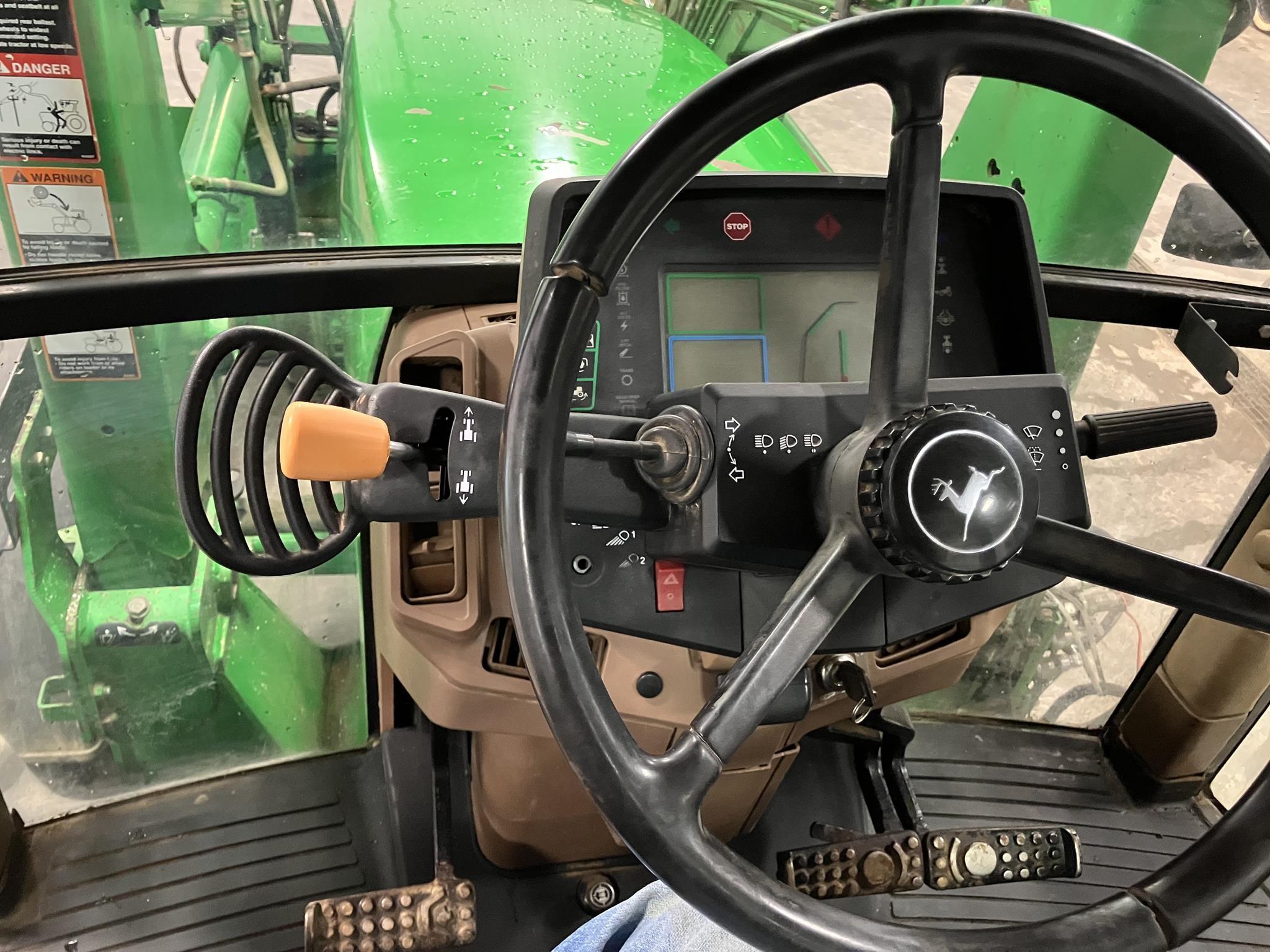 JOHN DEERE 7410 322