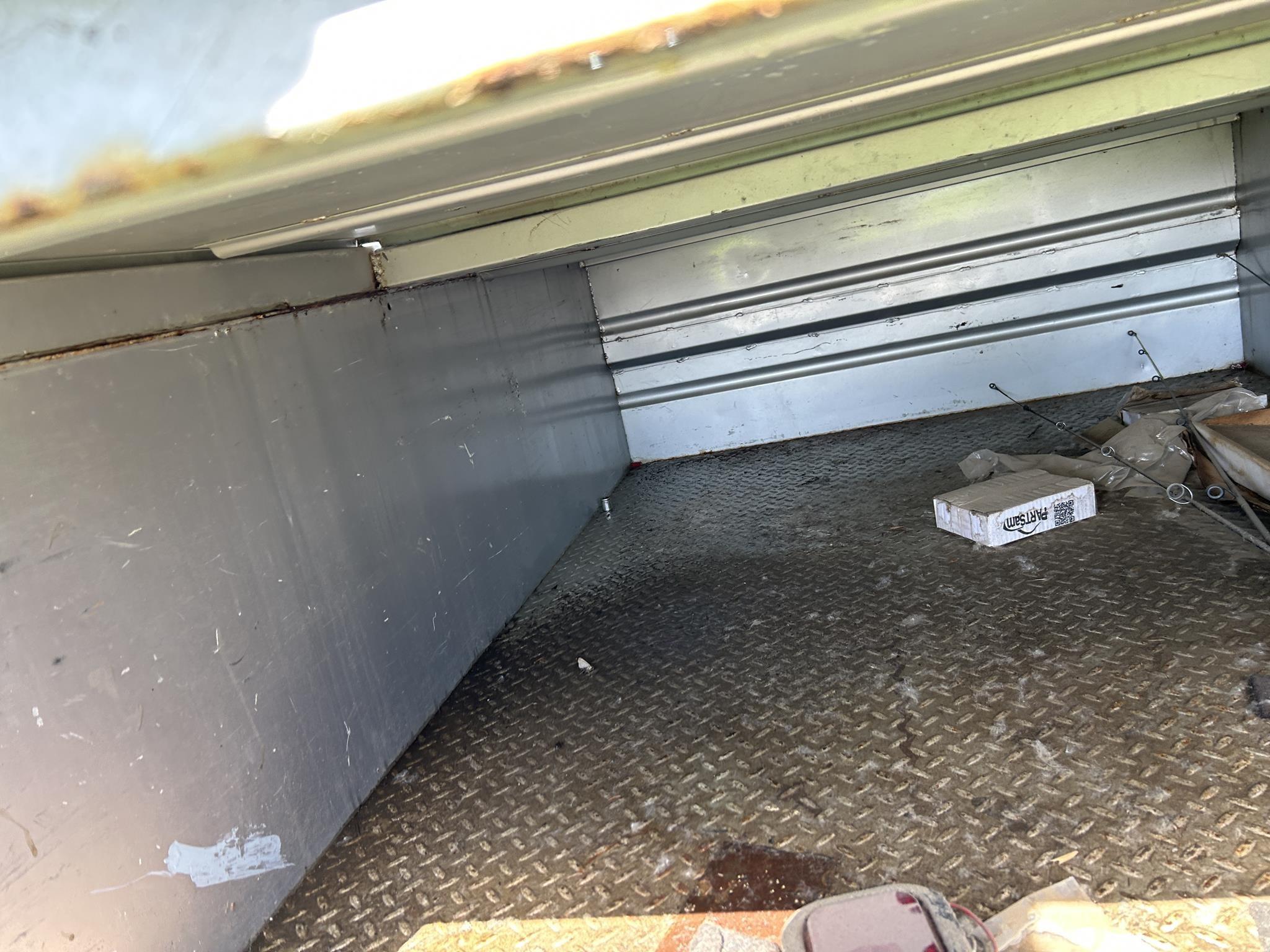 SERVICE BOX 409