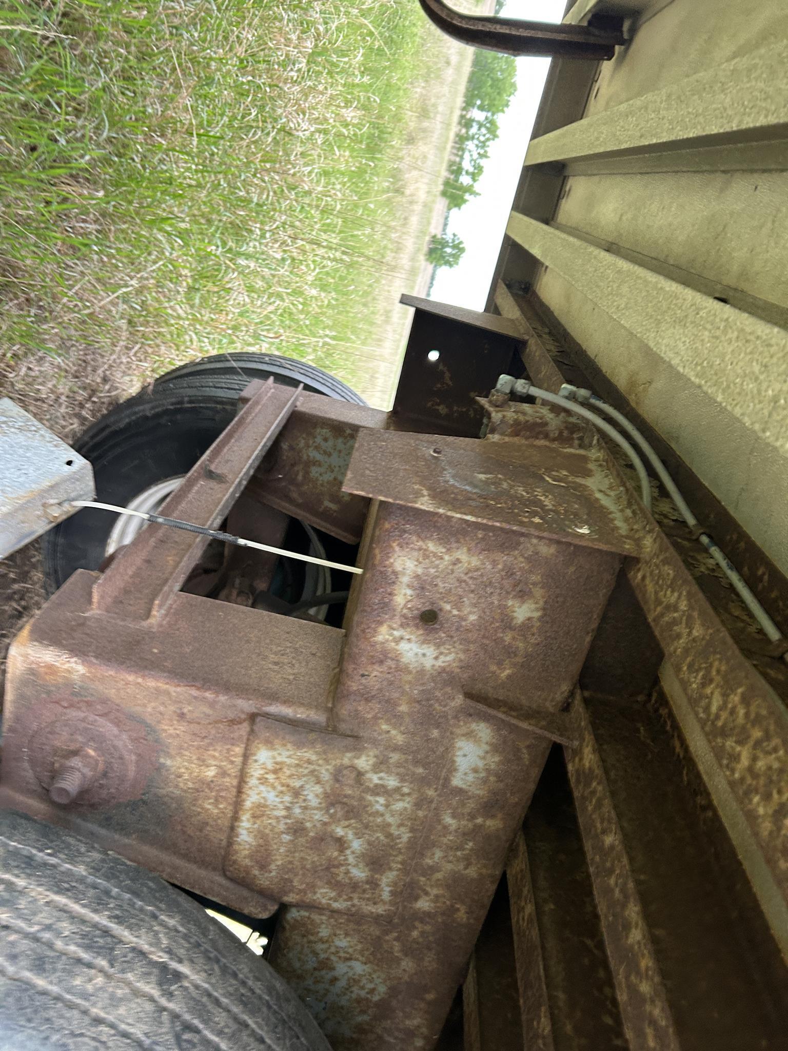 1995 GREAT DANE 454
