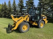 CATERPILLAR 906M 1064