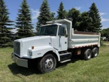1997 VOLVO WG64 1215