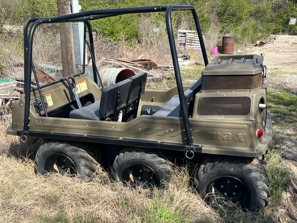 6 WHEEL AMPHIBIOUS MAX W/ WINCH