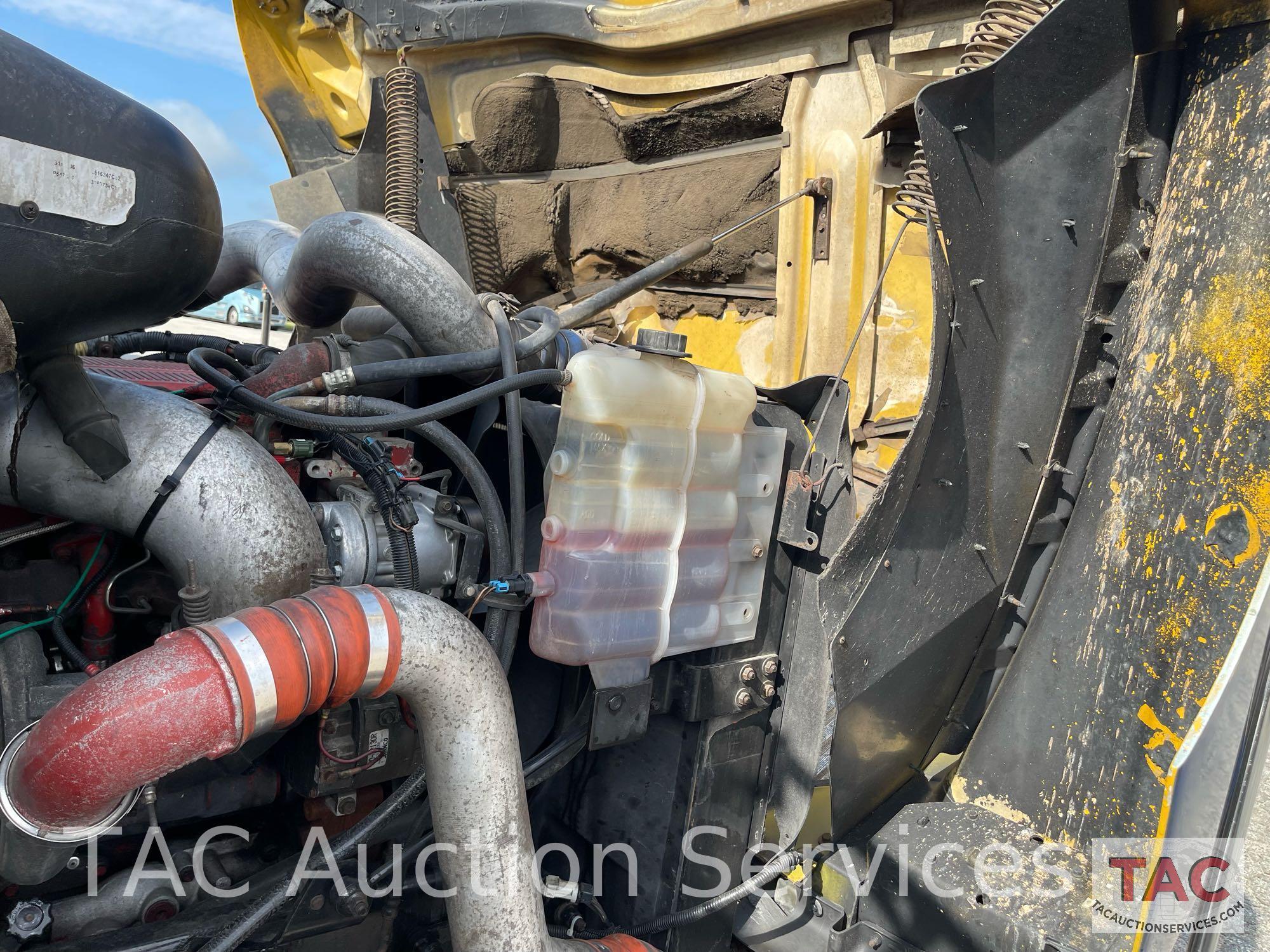 2005 International 9400i Eagle