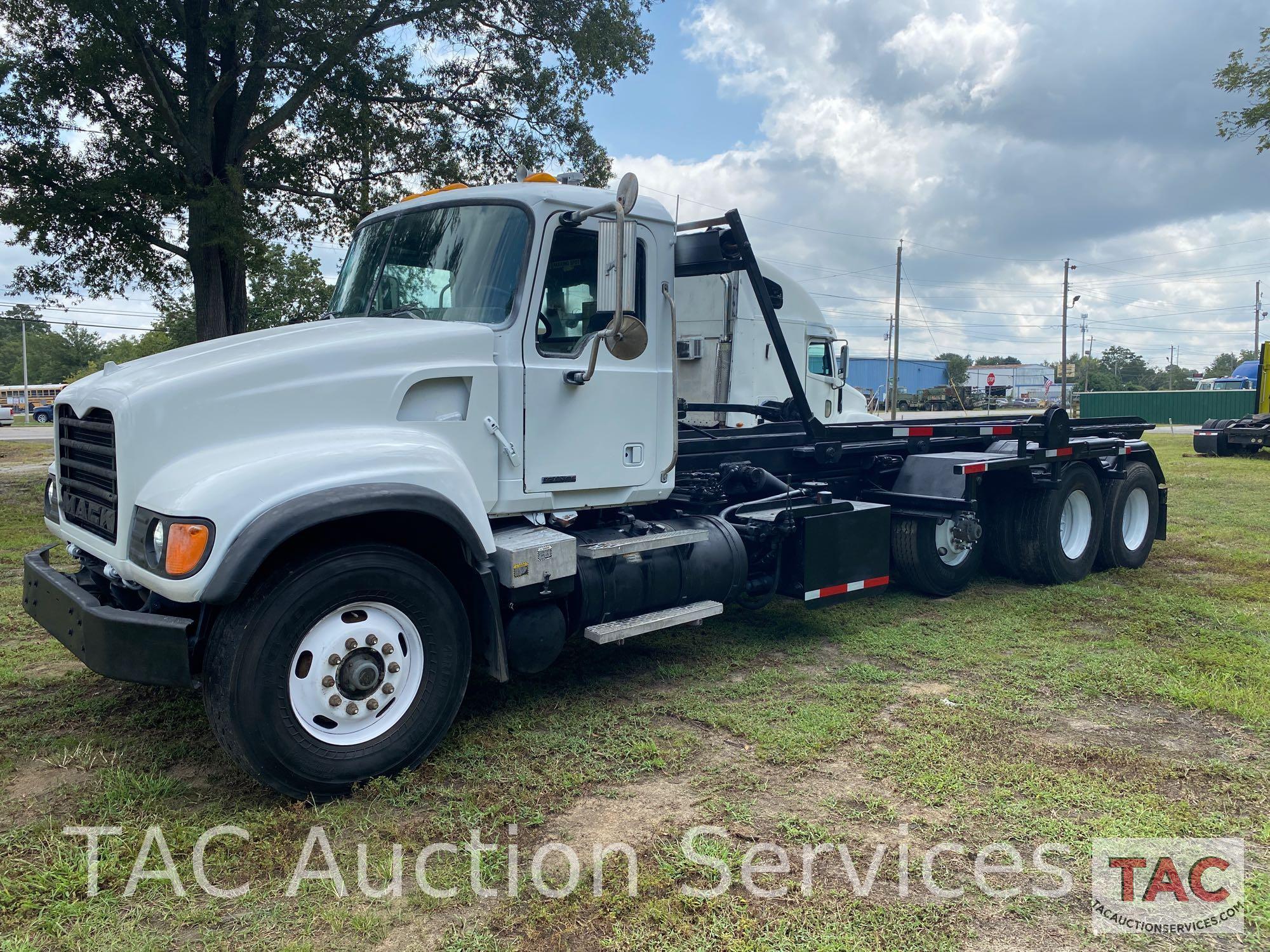 2003 Mack Granite Roll Off Truck