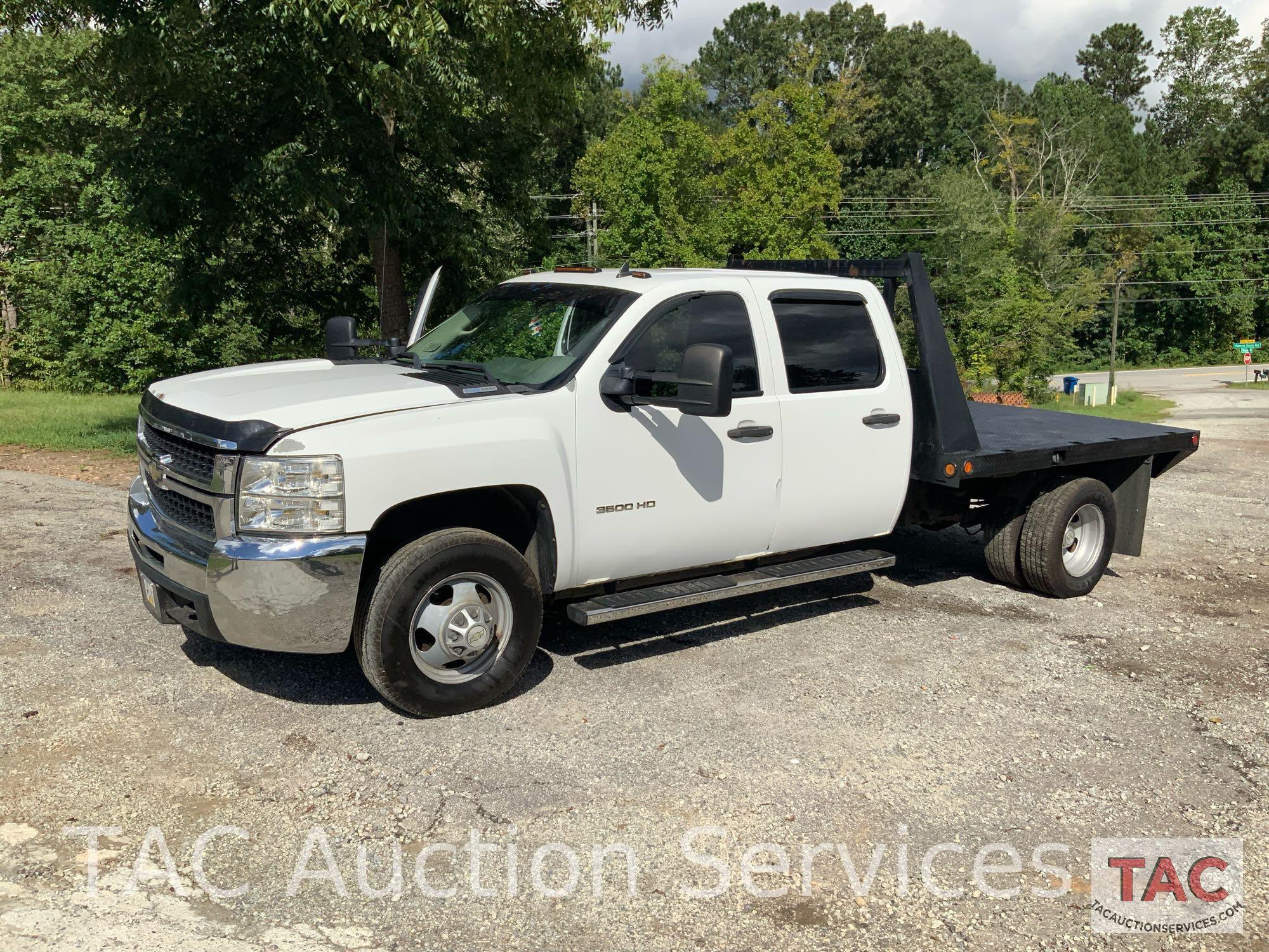 2010 Chevrolet 3500HD Flatbed Truck