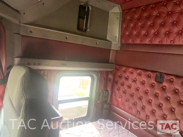 2012 KENWORTH T660 Sleeper