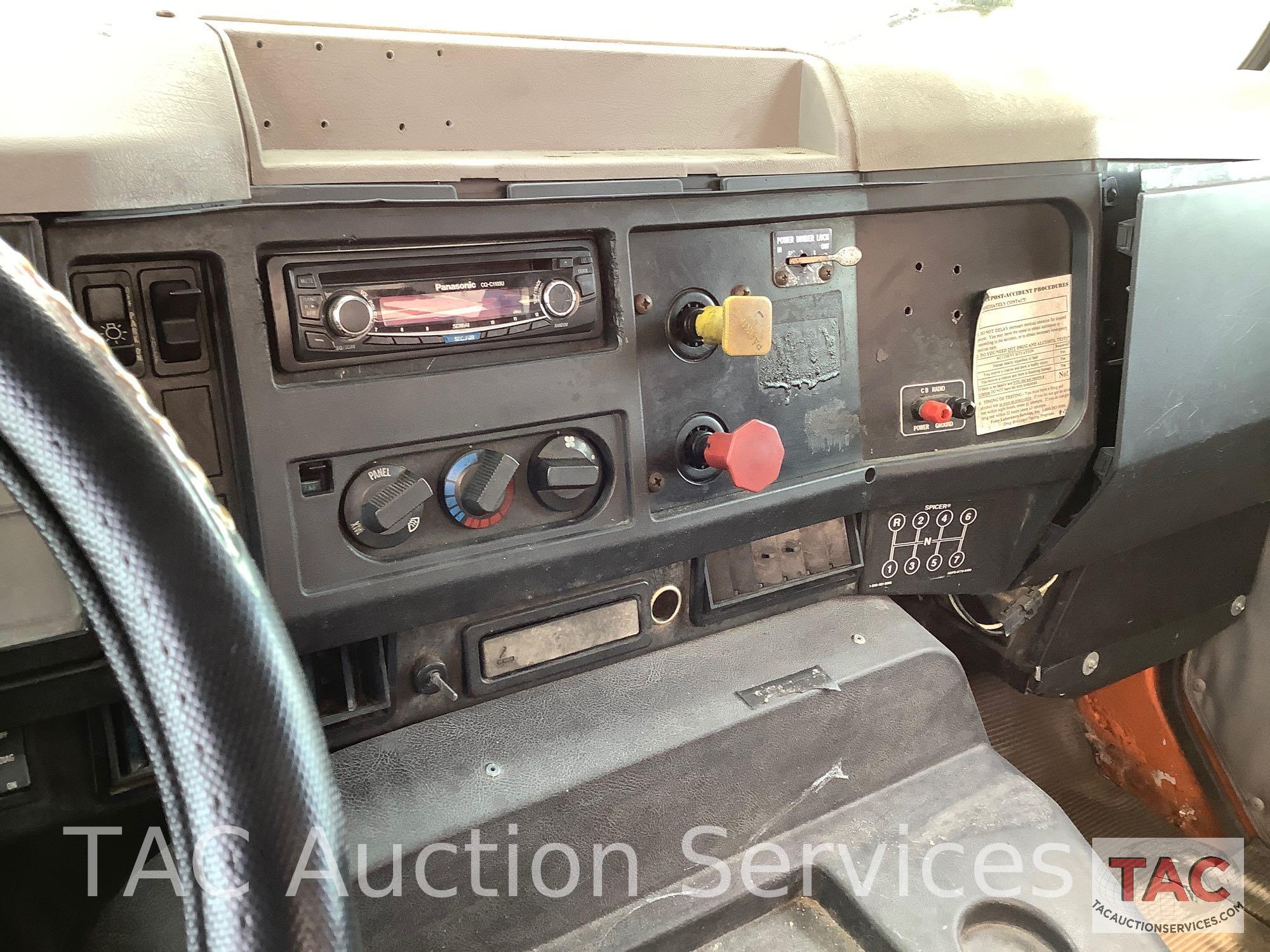 2000 International 8100 CH 6x4 With Cottrell CS-12M3/BC3753 Trailer