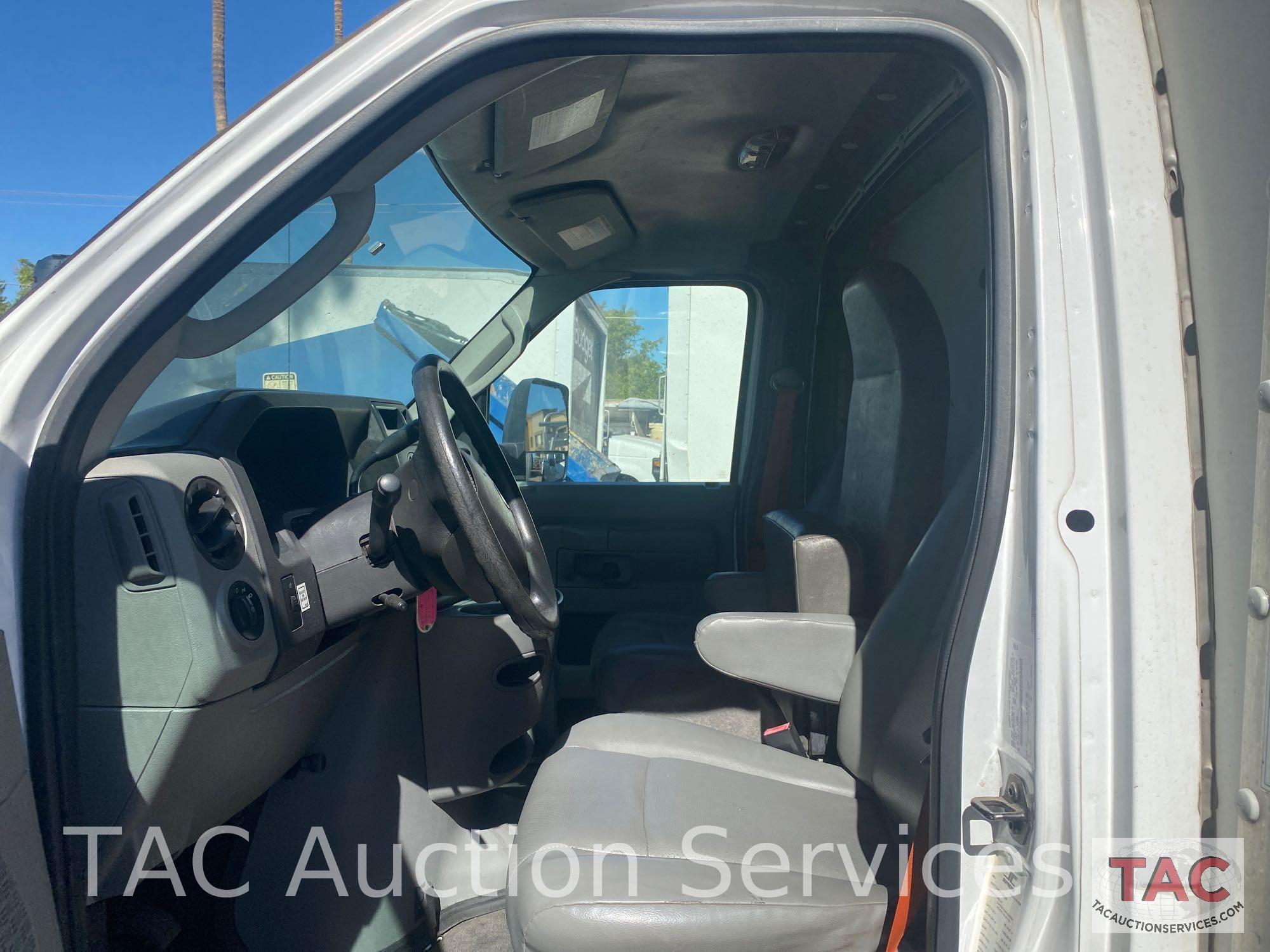 2014 Ford E-350 Box Truck