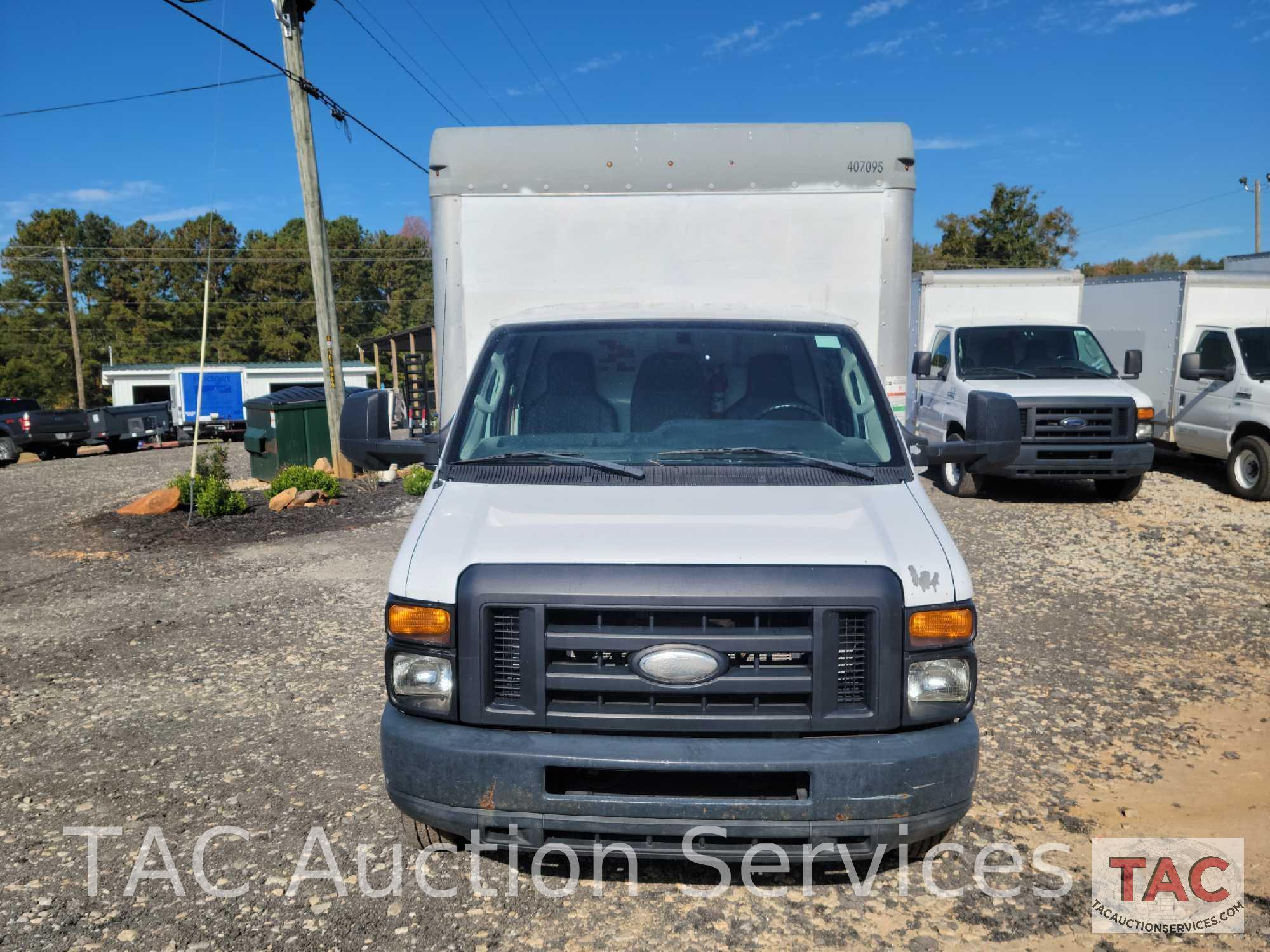 2014 Ford E-350 Box Truck