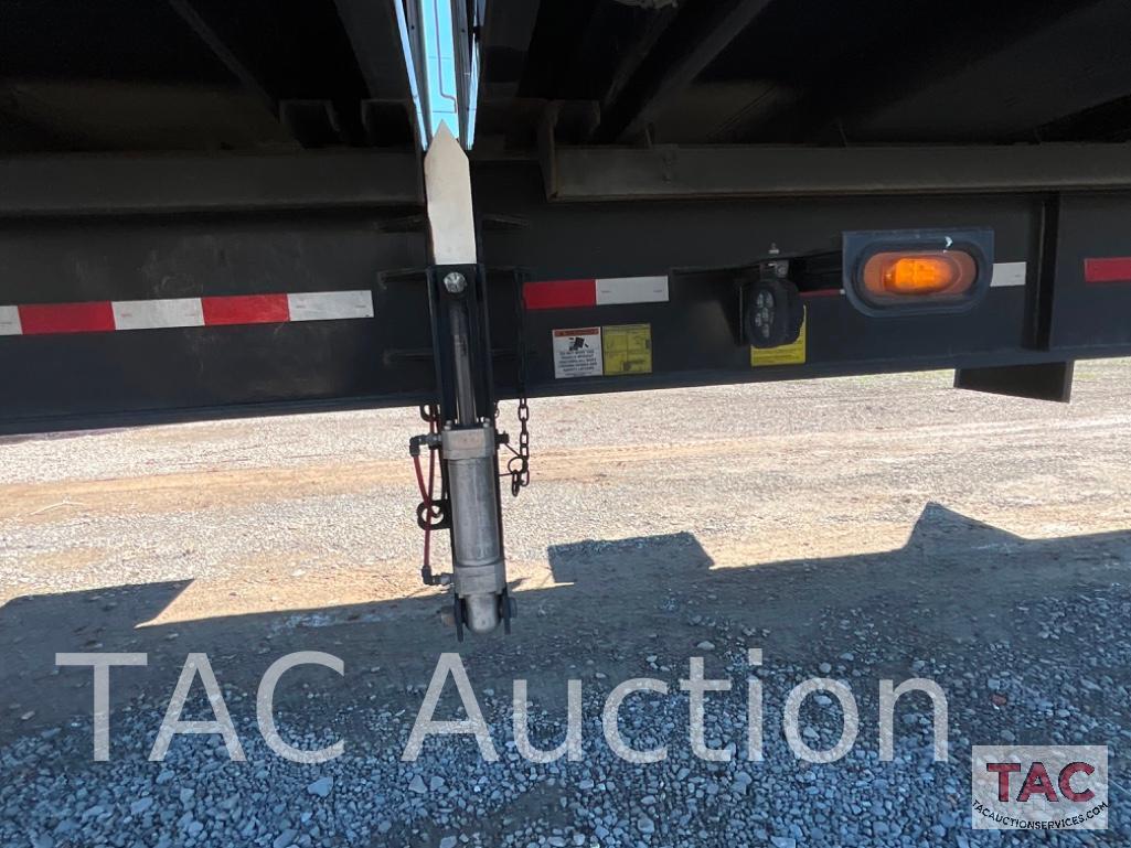 2021 BWS Demount Concept Chassis With (2) 2021 26ft Boxes