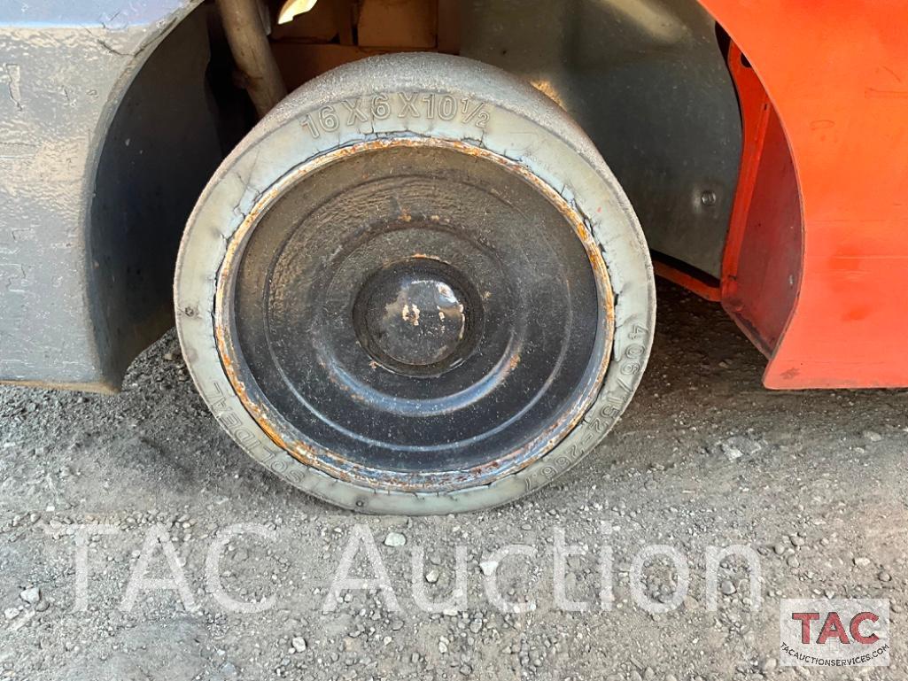 2014 Toyota 8FGCU32 6500lb Forklift