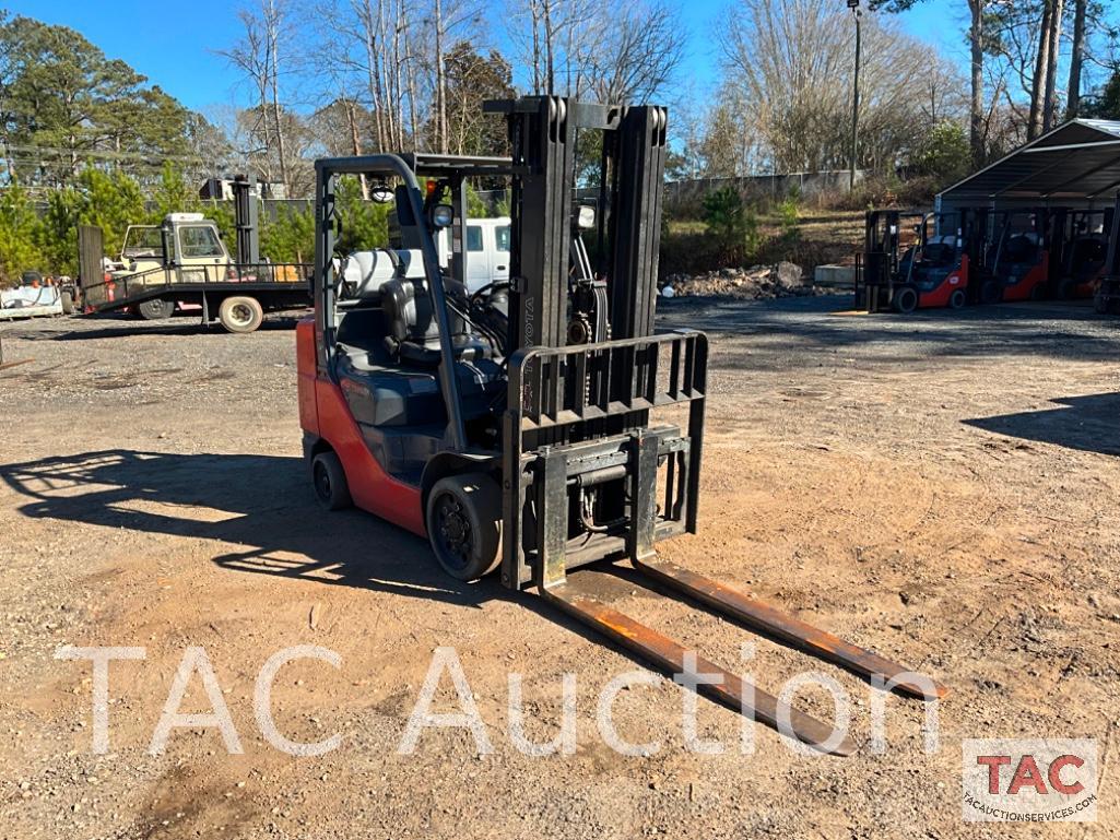 2014 Toyota 8FGCU32 6500lb Forklift