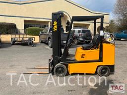 1994 YALE 5000lb Forklift