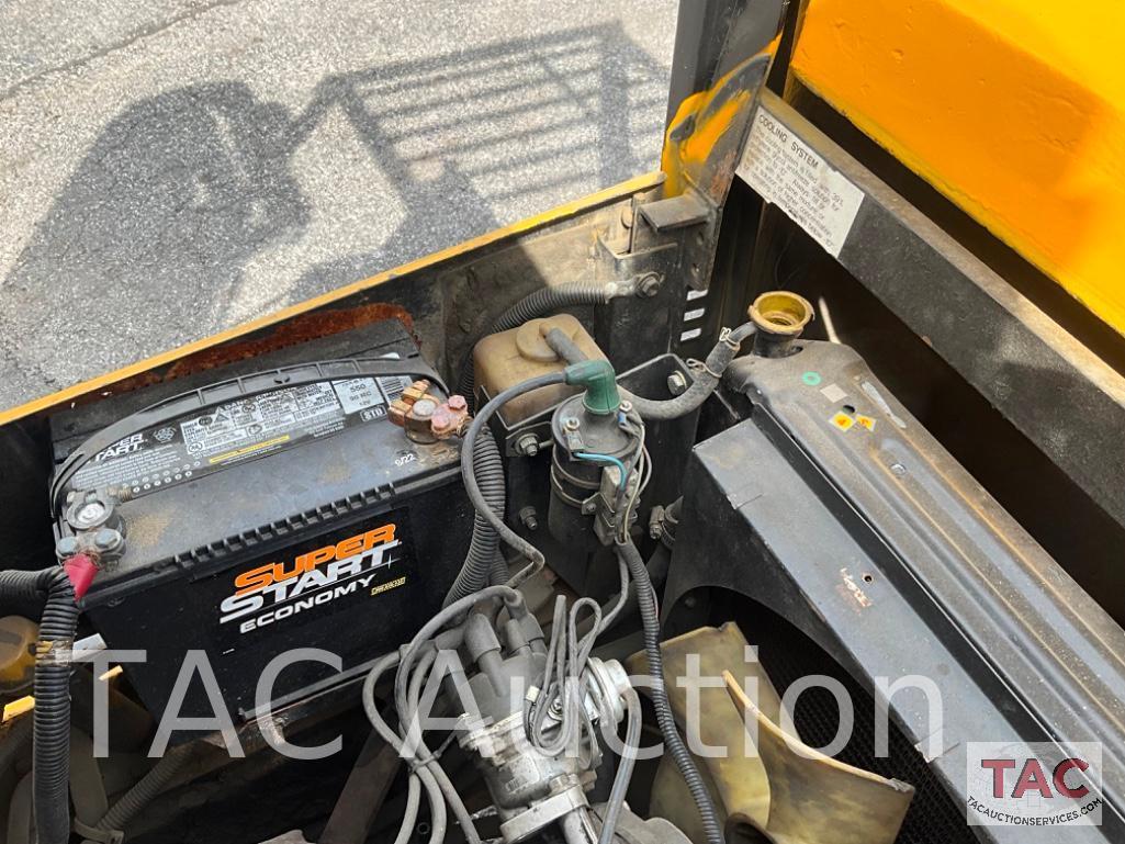 1994 YALE 5000lb Forklift